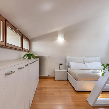 Deluxe Attic, Il Miglior Comfort A Vicenza Exterior photo